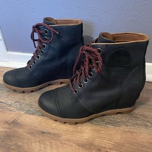 Sorel Joan of arctic